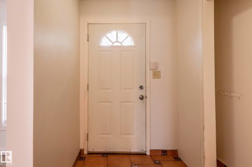 18439 66 Avenue, Edmonton, AB - Indoor Photo Showing Other Room