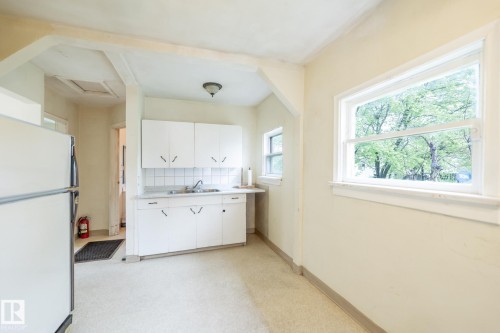 10235 106 Street, Westlock, AB - Indoor