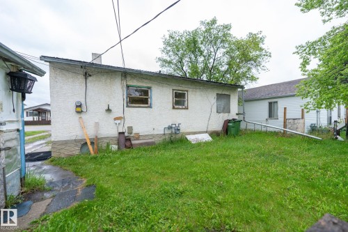 10235 106 Street, Westlock, AB - Outdoor