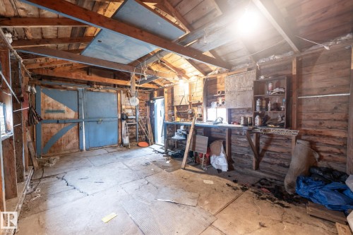10235 106 Street, Westlock, AB - Indoor Photo Showing Basement