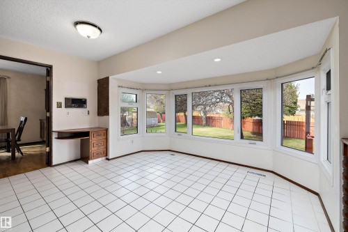11035 163 Avenue, Edmonton, AB - Indoor Photo Showing Other Room