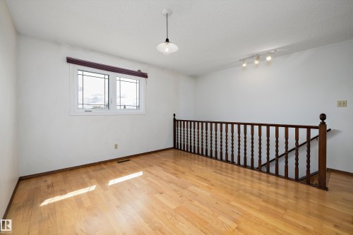 11035 163 Avenue, Edmonton, AB - Indoor Photo Showing Other Room