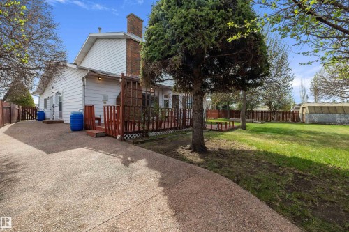 11035 163 Avenue, Edmonton, AB - Outdoor