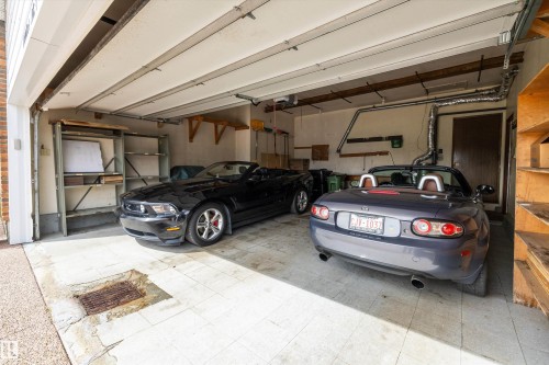 11035 163 Avenue, Edmonton, AB - Indoor Photo Showing Garage