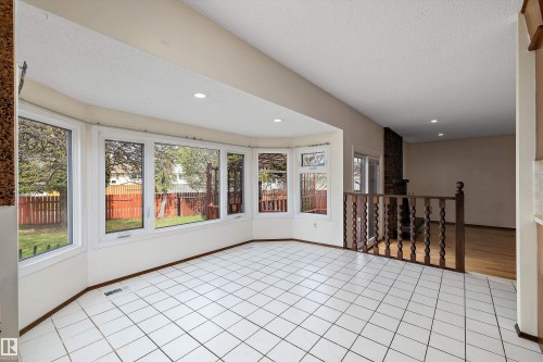 11035 163 Avenue, Edmonton, AB - Indoor Photo Showing Other Room
