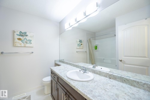 8508 219 Street, Edmonton, AB 