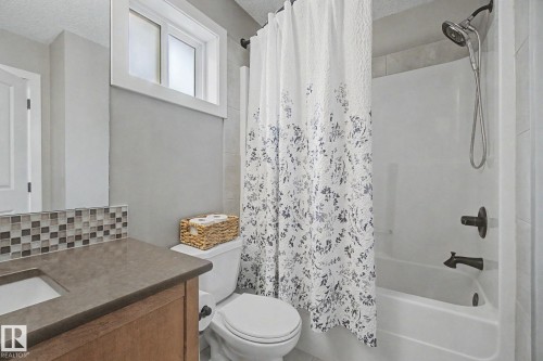 9704 221 St, Edmonton, AB - Indoor Photo Showing Bathroom