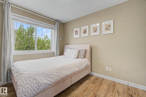 9704 221 St, Edmonton, AB - Indoor Photo Showing Bedroom