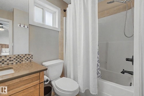 9704 221 St, Edmonton, AB - Indoor Photo Showing Bathroom