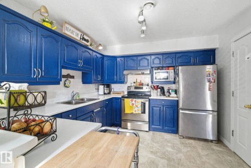 62 2505 42 Street, Edmonton, AB 