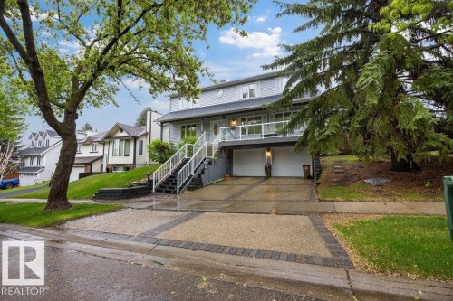 2-Storey residence featuring a gray exterior with white trim - 31 Wentworth Crescent, St. Albert, AB - Outdoor With Deck Patio Veranda