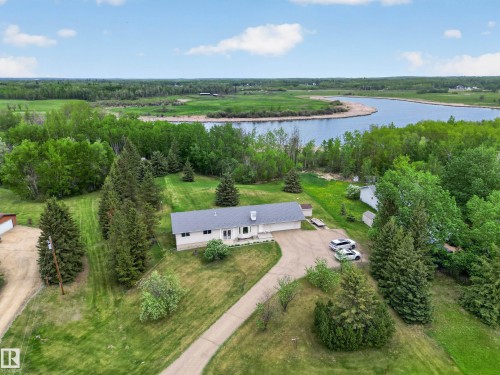 110 52308 RR 214  Rural Strathcona County, AB T8E 1H4