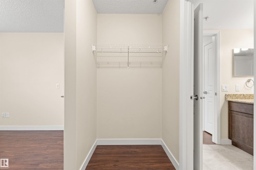 2302 4 Augustine Crescent, Sherwood Park, AB 