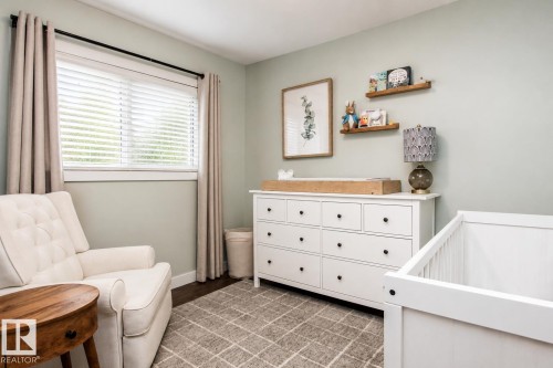 4904 103 Avenue, Edmonton, AB - Indoor