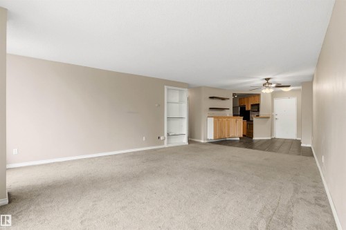 303 10045 117 Street, Edmonton, AB 