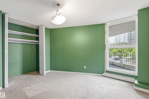 303 10045 117 Street, Edmonton, AB 