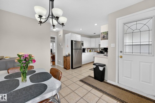 16 9703 174 Street, Edmonton, AB 