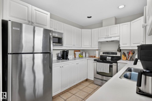 16 9703 174 Street, Edmonton, AB 