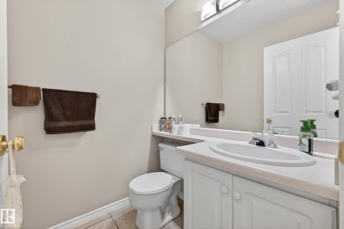 16 9703 174 Street, Edmonton, AB 