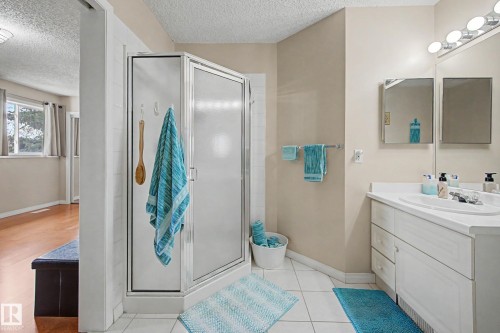 16 9703 174 Street, Edmonton, AB 