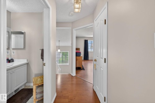 16 9703 174 Street, Edmonton, AB 