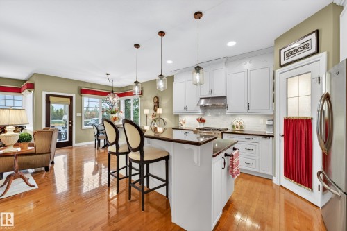 5465 Thibault Wynd, Edmonton, AB 