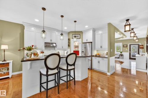 5465 Thibault Wynd, Edmonton, AB 