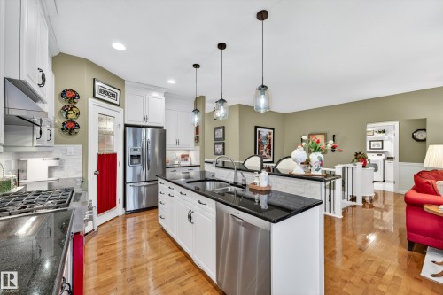 5465 Thibault Wynd, Edmonton, AB 