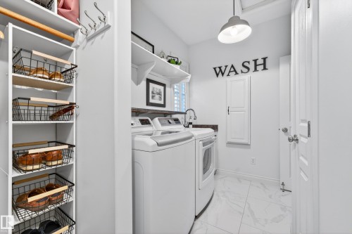 5465 Thibault Wynd, Edmonton, AB 