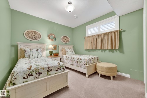5465 Thibault Wynd, Edmonton, AB 