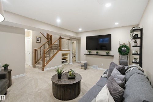1823 Ainslie Court, Edmonton, AB 