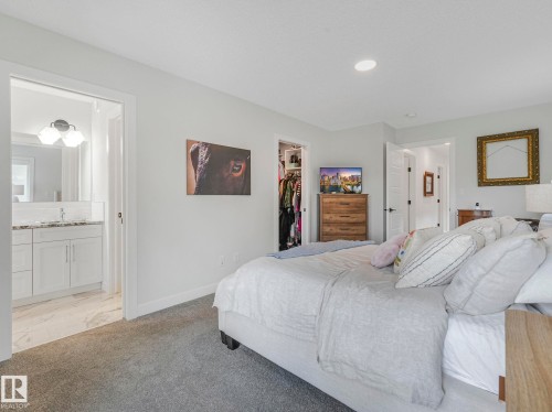 10221 135 Street, Edmonton, AB - Indoor Photo Showing Bedroom