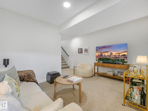10221 135 Street, Edmonton, AB - Indoor Photo Showing Living Room