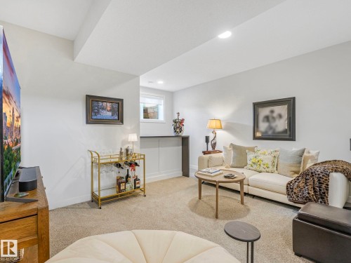 10221 135 Street, Edmonton, AB - Indoor