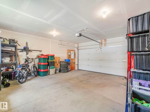 10221 135 Street, Edmonton, AB - Indoor Photo Showing Garage