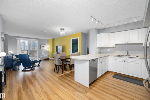 1503 10909 103 Avenue, Edmonton, AB 