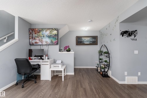 2 1816 Rutherford Road, Edmonton, AB 