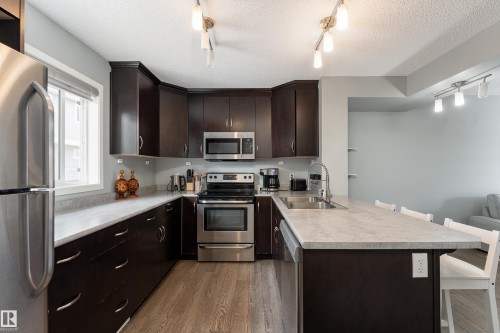 2 1816 Rutherford Road, Edmonton, AB 