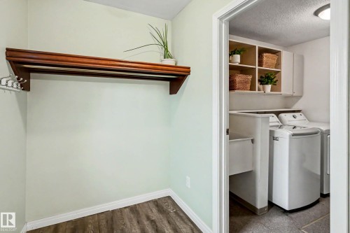11006 161 Street, Edmonton, AB 