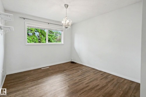 11006 161 Street, Edmonton, AB 