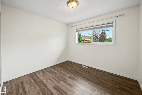 11006 161 Street, Edmonton, AB 