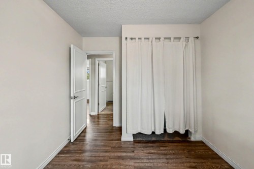 11006 161 Street, Edmonton, AB 