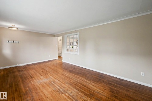 11006 161 Street, Edmonton, AB 