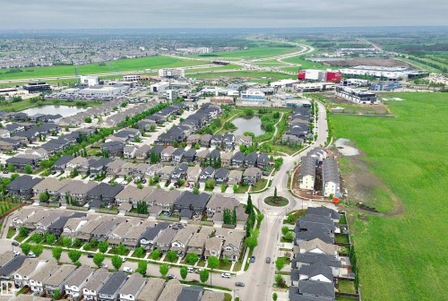 Image quality insufficient for description - 3254 Allan Way, Edmonton, AB 