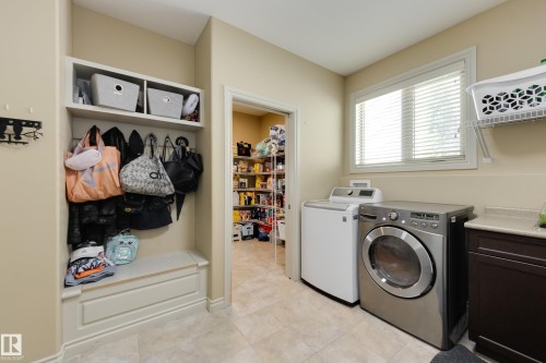 835 Armitage Wynd, Edmonton, AB - Indoor Photo Showing Laundry Room