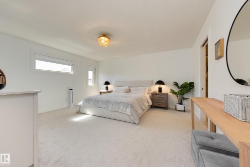 835 Armitage Wynd, Edmonton, AB - Indoor Photo Showing Bedroom