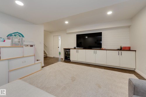 835 Armitage Wynd, Edmonton, AB - Indoor