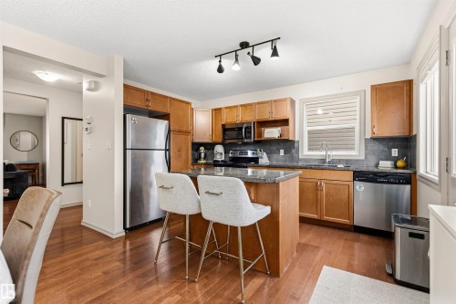 Kitchen - 14807 141 Street, Edmonton, AB 