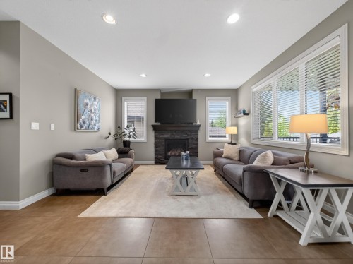 102 Lacombe Drive, St. Albert, AB 