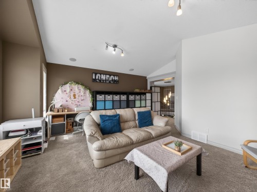 102 Lacombe Drive, St. Albert, AB 